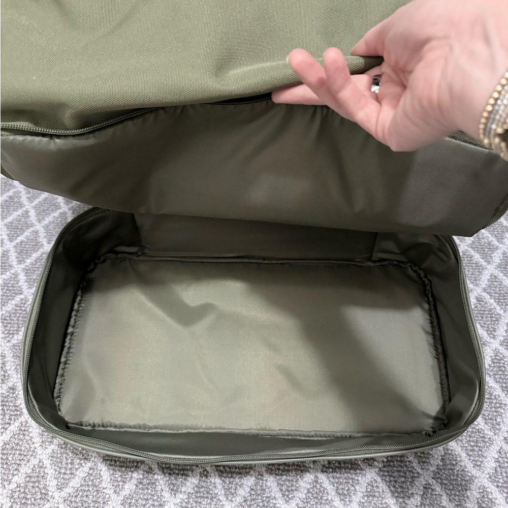 BÉIS Mini Weekender - Picture 3 of 5